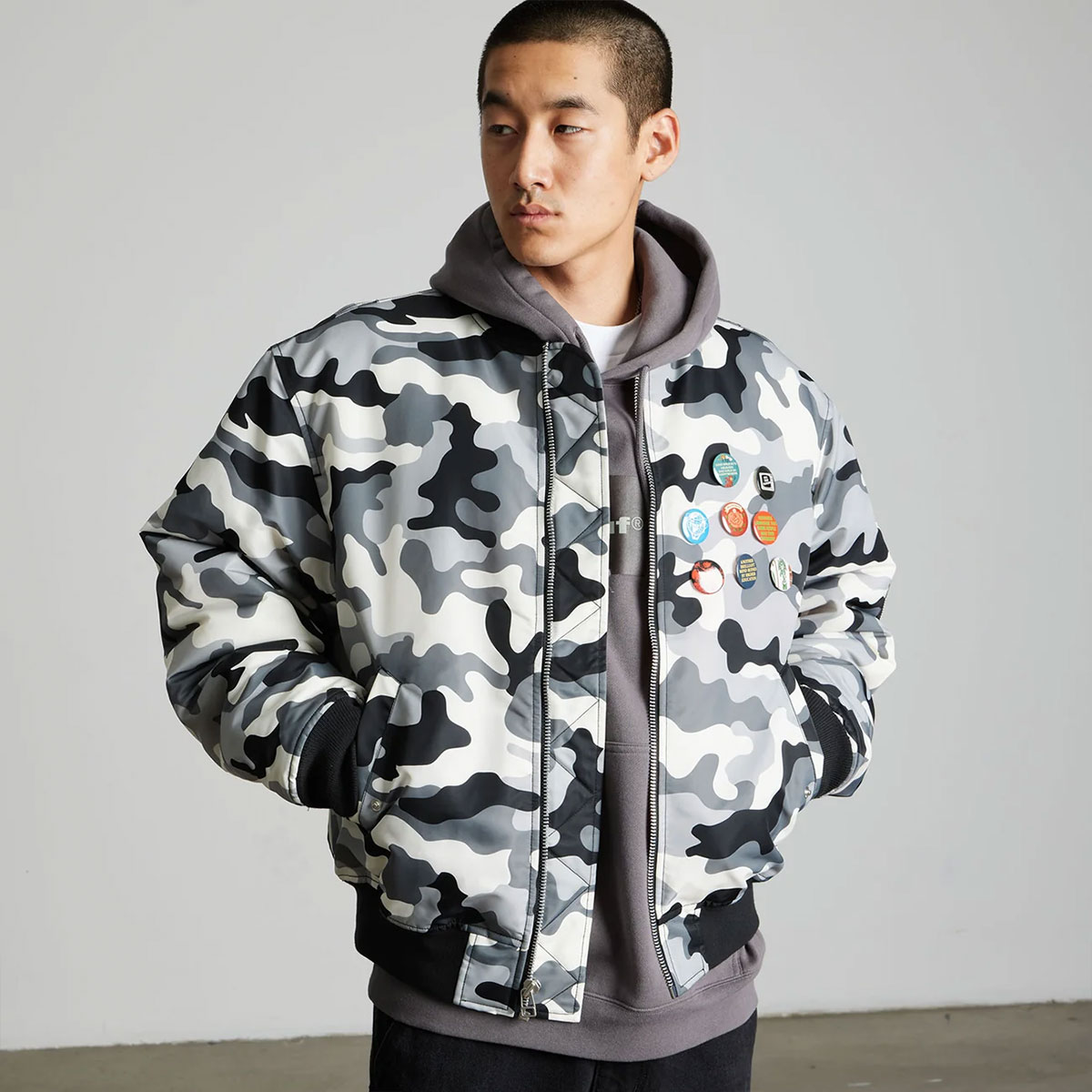 HUF  | OLYMPIA CAMO FLIGHT JACKET��JK00525��