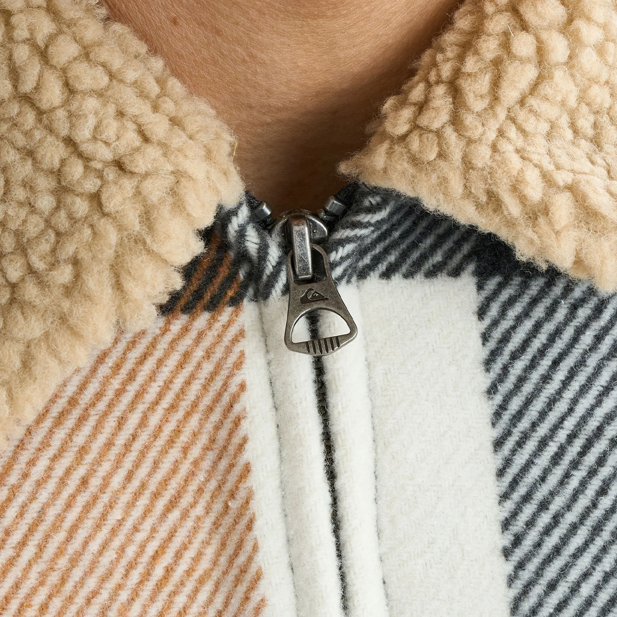 �ڥ��ꥹ�ޥ��������QUIKSILVER �����å�����С� ���㥱�å� �������� �ܥ� ��� �ɴ�  ��2�� M L �����ե��� �͵��֥��� ���� | DNA SHERPA HARRINGTON JACKET��EQYJK04201��