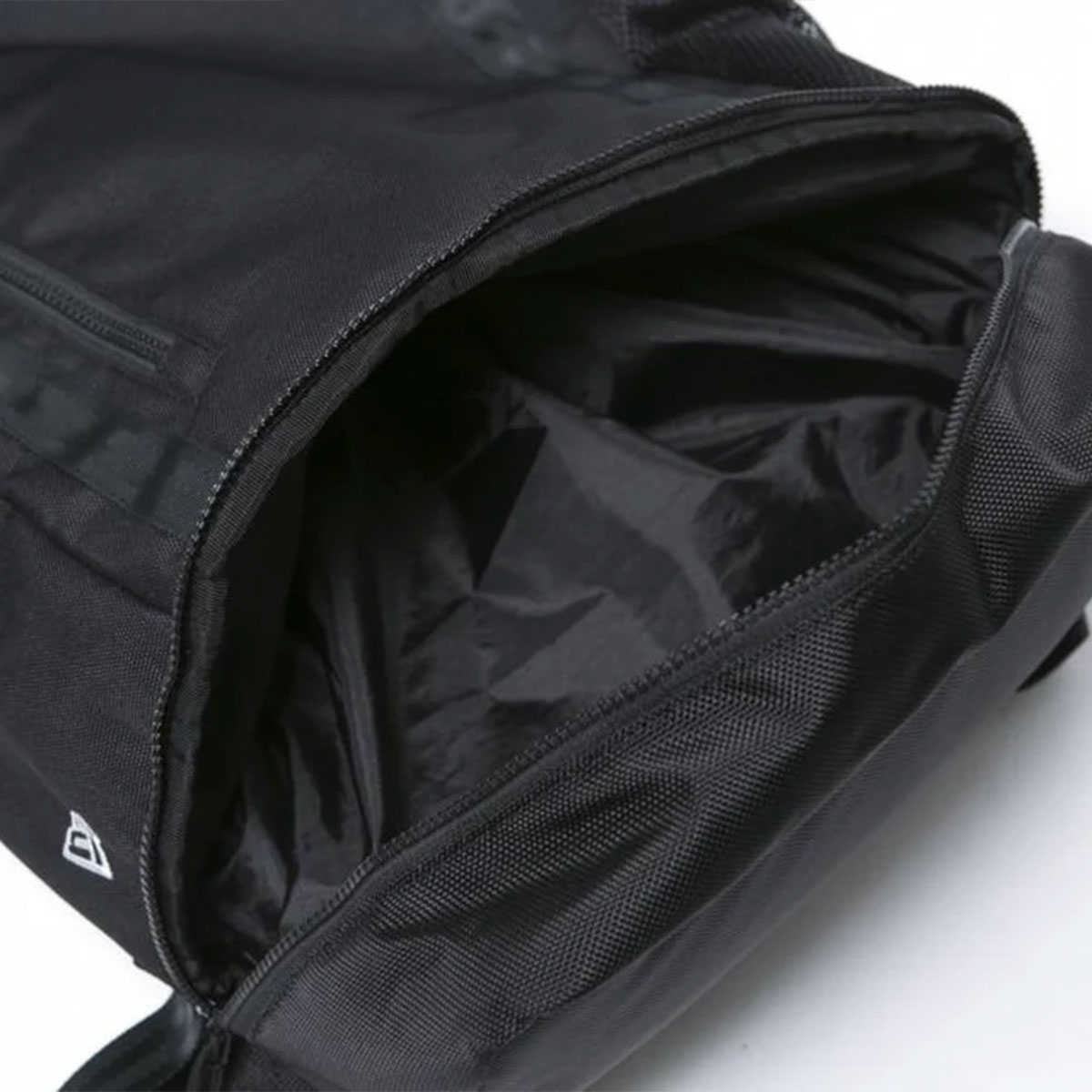 NEW ERA | �ܥå����ѥå� 32L �ץ��ȥ�����14521362��