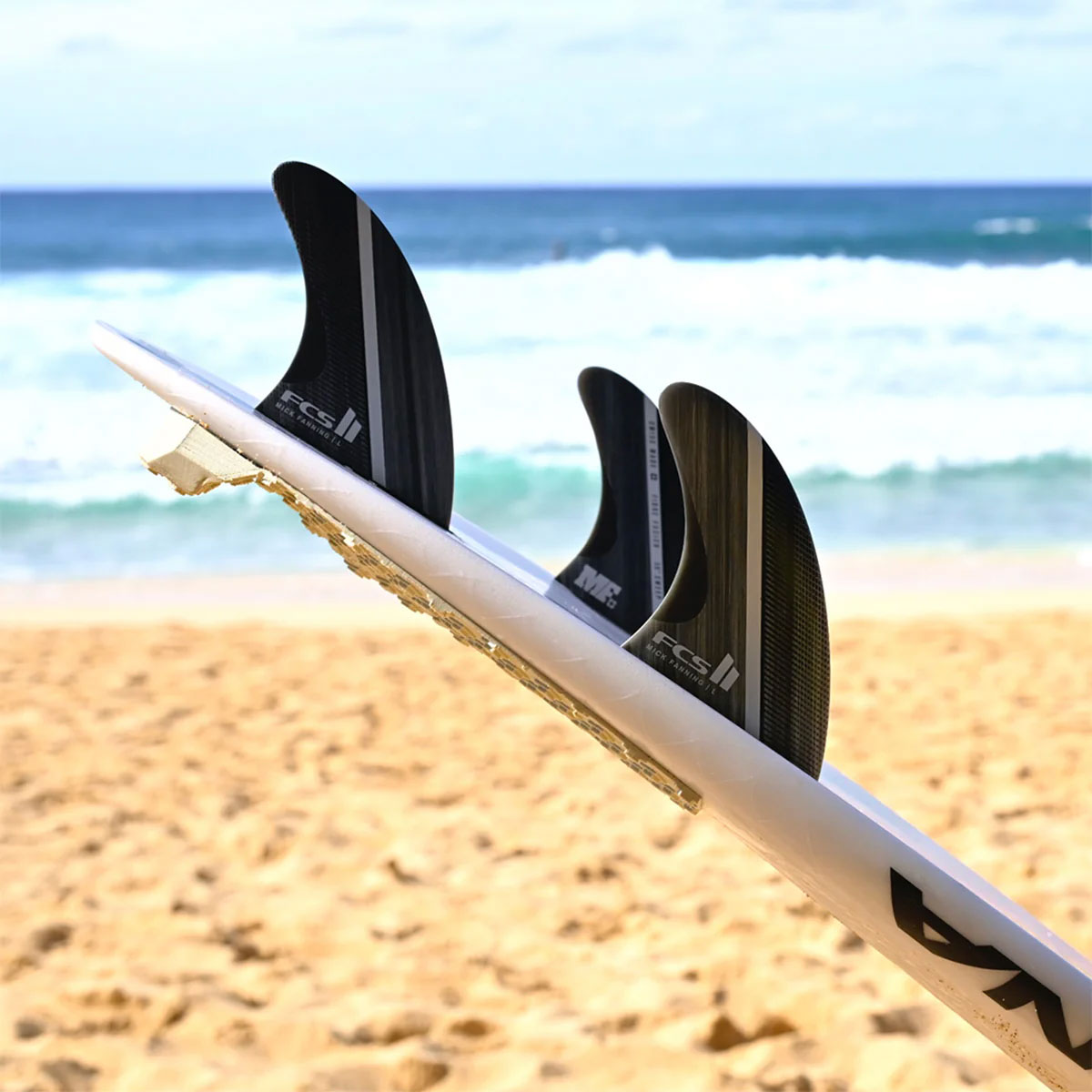 FCS2  | Mick Fanning Fibre Fusion Tri Fin Set��FMFL-FF01-LG-TS-R��