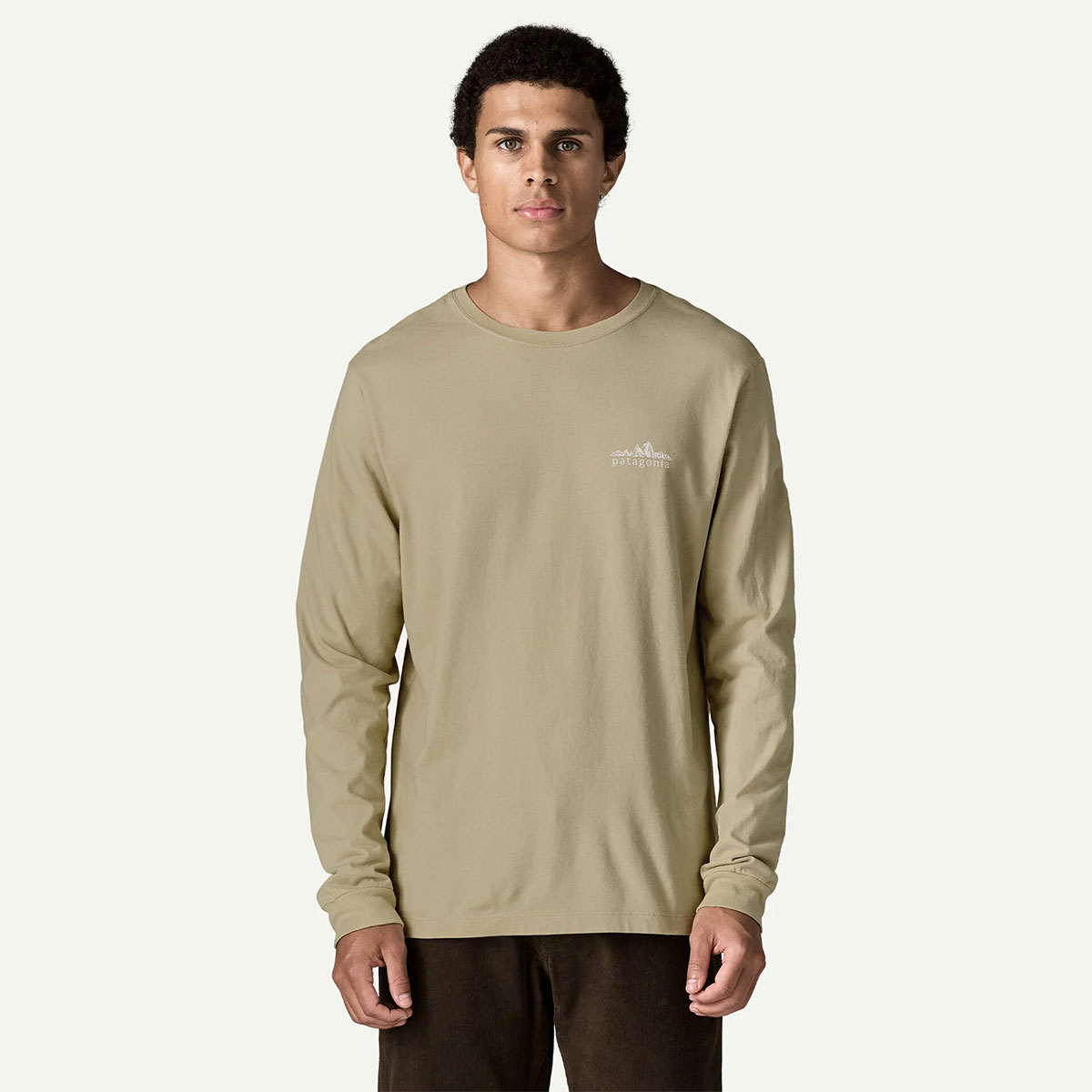 Patagonia  | Men's Long-Sleeved Fitz Roy Foothills T-Shirt��37893��