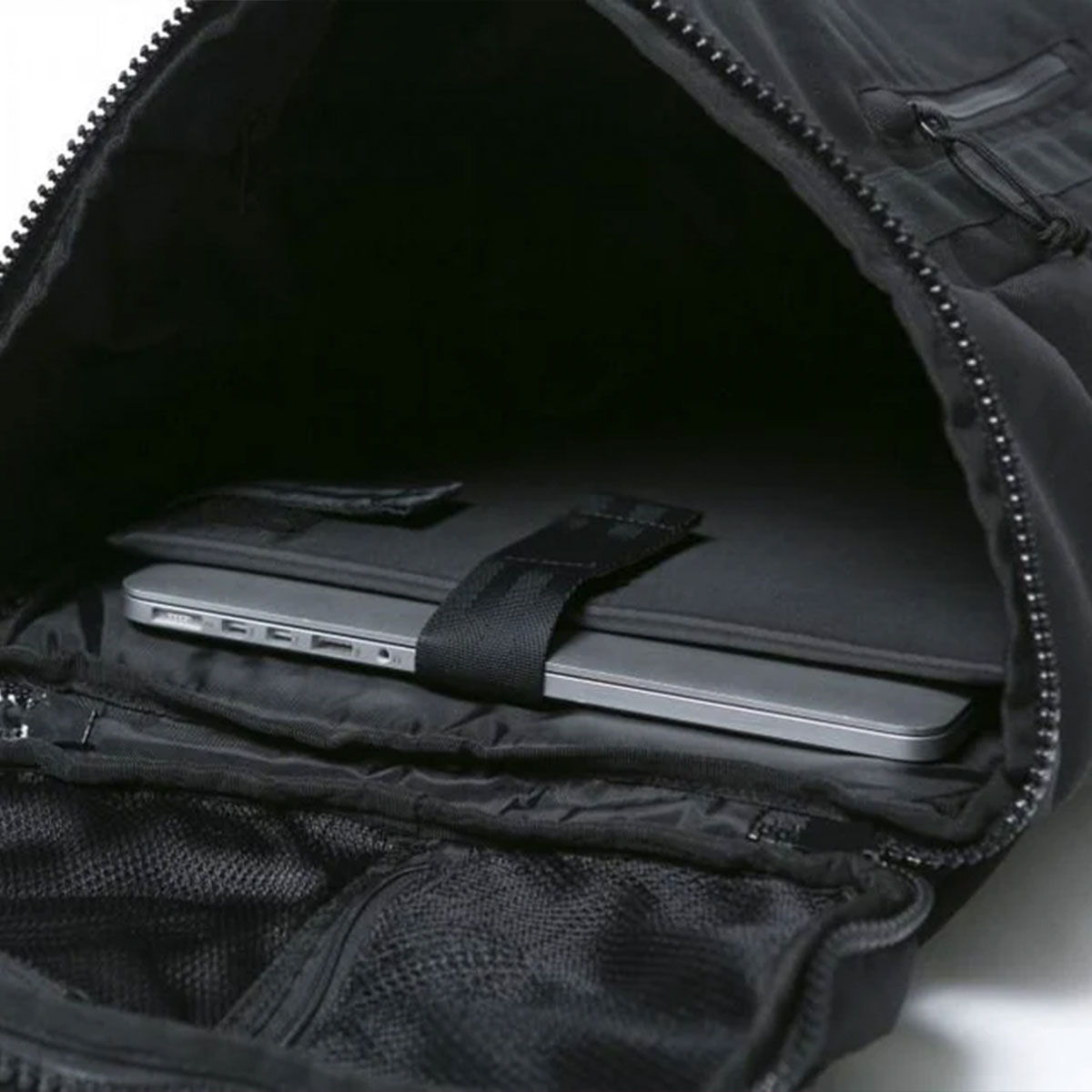 �˥塼���� ���å� �Хå��ѥå� �������� �礭�� 32L �̶� �̳� ���� �� PC��Ǽ ������ ���塼���ݥ��å� �͵��֥��� NEW ERA  �ܥå����ѥå���14521371��