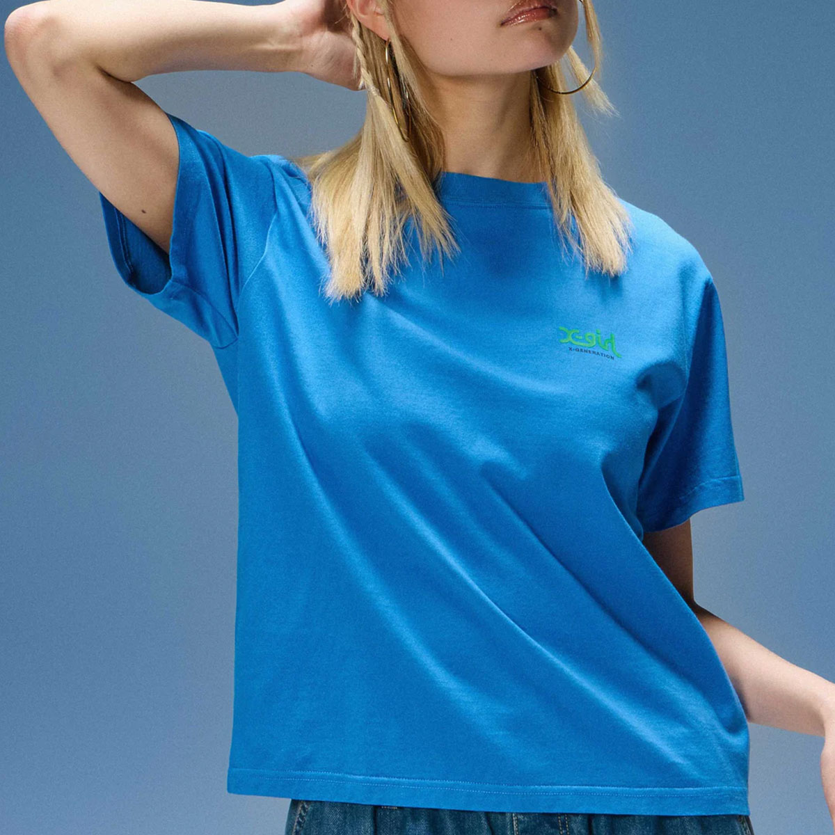 X-GIRL  | SIDE LOGO FACE LABEL S/S TEE��105262011025��
