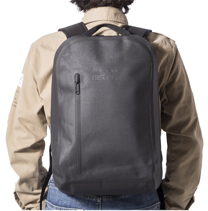 �ղƽ� A2M7001 AVIREX WARTER-PLOOF BACK PACK [�����ʡ�5-7�Ķ����ˤ�ȯ��] AVIREX(���) 