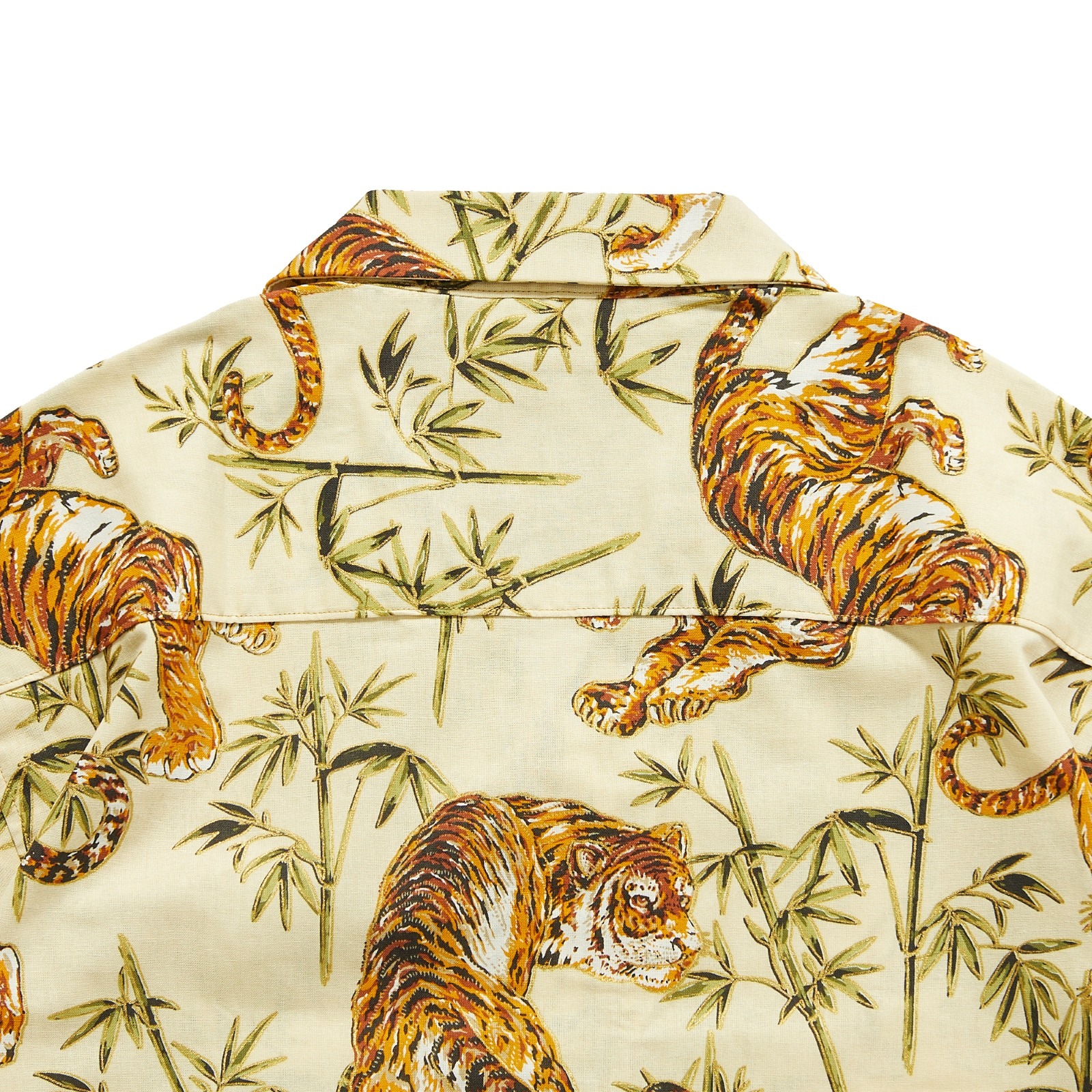 和柄アロハシャツ