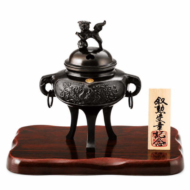 高岡銅器 叙勲記念品 鉄鉢型山水香炉 小 | 叙勲記念品 | 伝統工芸品