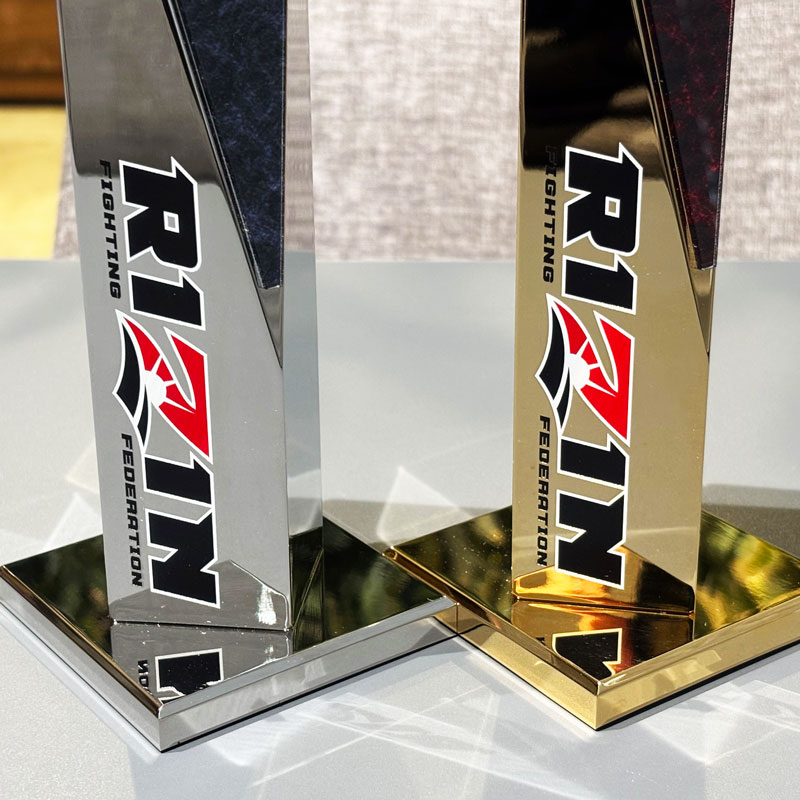 RIZIN 大晦日 師走の超強者祭り モデル 格闘技 2025勝利者トロフィー