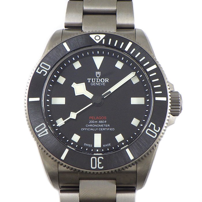 チューダー(チュードル) TUDOR 腕時計 ペラゴス 39 25407N 逆回転防止ベゼル ブラック文字盤 チタン 自動巻き 【箱・保付き】 【中古】