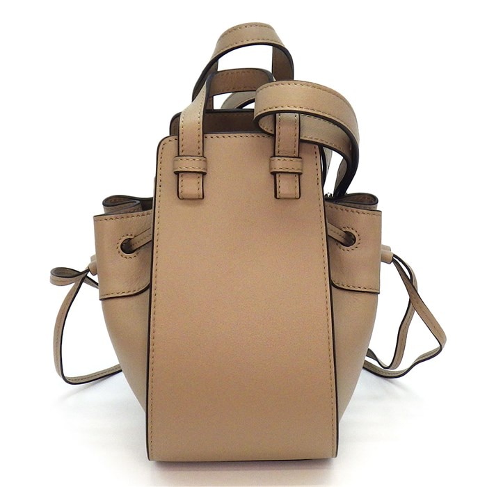 ロエベ LOEWE ショルダーバッグ ハンモック ドローストリング ミニ グレージュ カーフスキン シルバー金具 【中古】