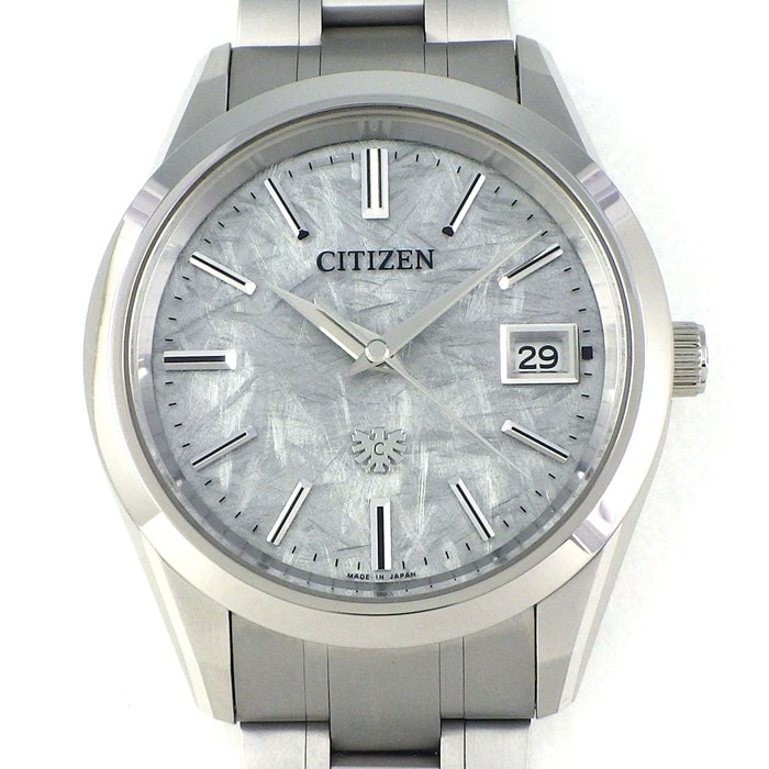 シチズン CITIZEN 腕時計 ザ・シチズン AQ4100-57B/A060-T027369 シルバー文字盤 デイト チタン ソーラー 【箱・保付き】 【中古】