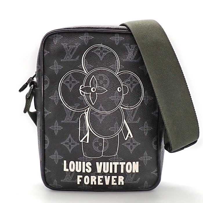 ルイ・ヴィトン LOUIS VUITTON ショルダーバッグ ダヌーブ PM ヴィヴィエンヌ M43677 2018年秋冬メンズプレコレクション モノグラム・エクリプス キャンバス レザー カーキナイロンストラップ メタリックカーキ金具 【中古】