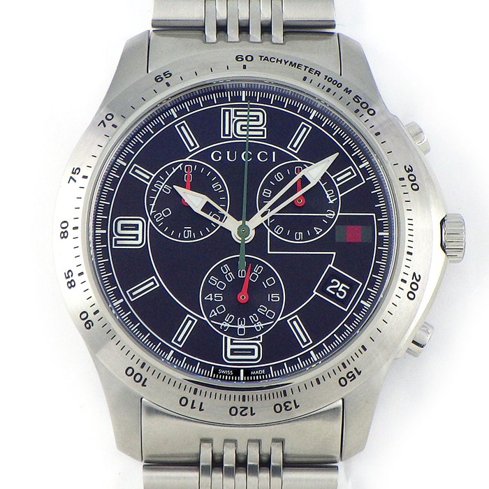 グッチ GUCCI 腕時計 Gタイムレス 126.2/YA126205 ブラック文字盤 デイト クロノグラフ スモールセコンド 夜光針 SS クオーツアナログ 【箱・保付き】 【中古】