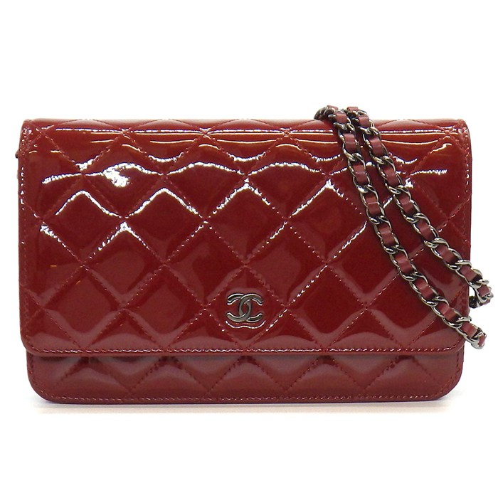 シャネル CHANEL ショルダーバッグ マトラッセ クラシック チェーンウォレット A33814 2014年製 レッド パテントレザー 【中古】