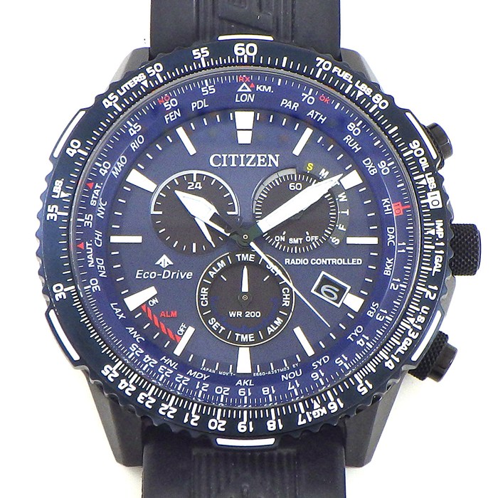シチズン CITIZEN 腕時計 プロマスター SKYシリーズ CB5006-02L/E660-A180N01 ネイビー文字盤 デイト クロノグラフ 夜光インデックス スモールセコンド ブラック ラバーベルト SS ソーラー 【箱・保付き】 【中古】