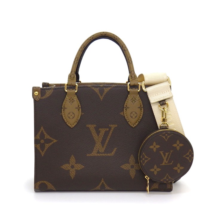 セリーヌ CELINE ショルダーバッグ トリオンフ クロード 194143BF4.38NO ブラック シャイニーカーフスキン ゴールド金具 【中古】 楽天市場】セリーヌ CELINE ショルダーバッグ トリオンフ クロード