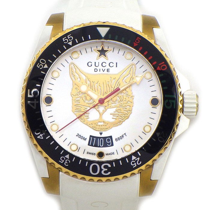 グッチ GUCCI 腕時計 ダイブ 136.3/YA136322 キャット ホワイト文字盤 デイト 夜光針/インデックス 回転ベゼル ラバーベルト SS クオーツアナログ 【中古】