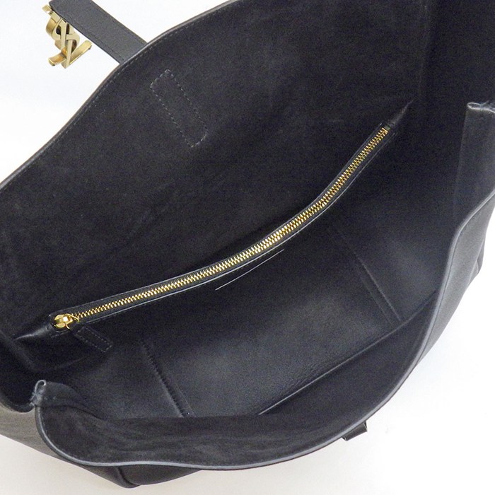 サンローラン SAINT LAURENT ショルダーバッグ LE 5 A ソフト ラージ 753837AAAUQ1000 ブラック グレインレザー (牛革) ゴールド金具 【中古】