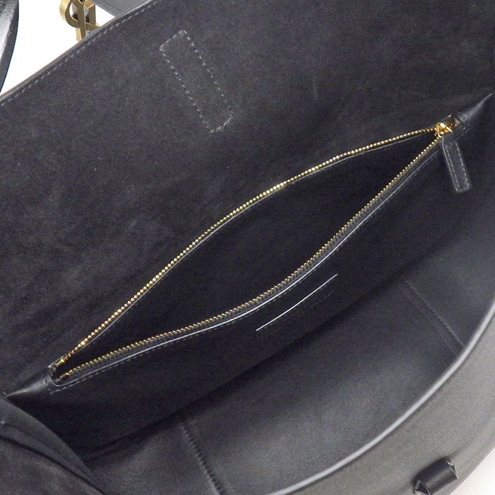 サンローラン SAINT LAURENT ショルダーバッグ LE 5 A ソフト ラージ 753837AAAUQ1000 ブラック グレインレザー (牛革) ゴールド金具 【中古】