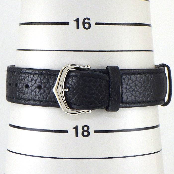 カルティエ Cartier 腕時計 タンク マスト SM WSTA0042 レクタンギュラー シルバー文字盤 ローマンインデックス SS ブラック 牛革ベルト クオーツアナログ 【箱・保付き】 【中古】