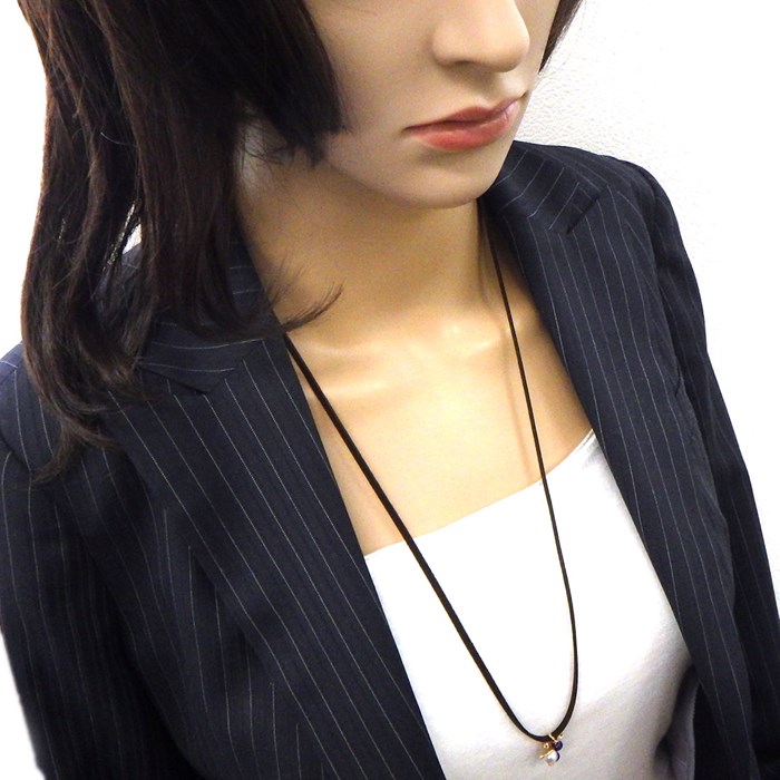 ミキモト MIKIMOTO ブローチ/ペンダントトップ ブルーベリー モチーフ 2009年 クリスマス X'mas 限定モデル チャリティー 2ポイント ラピスラズリ 1ポイント パール 6.6mm珠 K18PG 【中古】