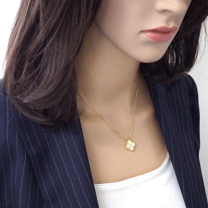 ヴァンクリーフ＆アーペル Van Cleef & Arpels ネックレス ヴィンテージ アルハンブラ VCARP2R700 2018年 ホリデーコレクション クリスマス 限定モデル ゴールドマザーオブパール 1ポイント ダイヤモンド K18YG 【箱・保付き】 【中古】