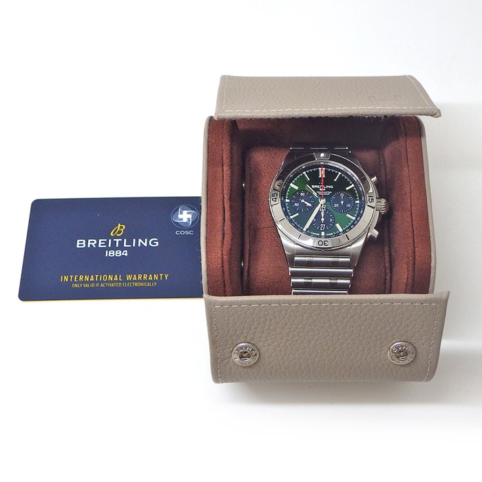 ブライトリング Breitling 腕時計 クロノマット ベントレー B01 42 AB0134101L1A1 デイト クロノグラフ タキメーター スモールセコンド 夜光インデックス/針 裏スケ 回転ベゼル サンレイ グリーン文字盤 SS 自動巻き 【中古】