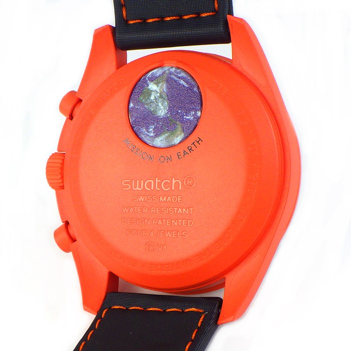 スウォッチ×オメガ Swatch×OMEGA 腕時計 スピードマスター ミッションオンアース LAVA SO330100 クロノグラフ タキメーター スモールセコンド 夜光インデックス 夜光針 ブラック文字盤 バイオセラミック クオーツアナログ 【中古】