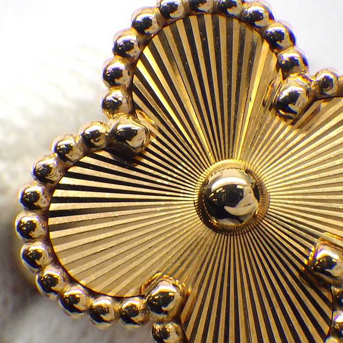 ヴァンクリーフ＆アーペル Van Cleef & Arpels ピンキーリング ヴィンテージ アルハンブラ ギョーシェ VCARP6I300 K18YG 6号 / #46 【箱・保付き】 【中古】