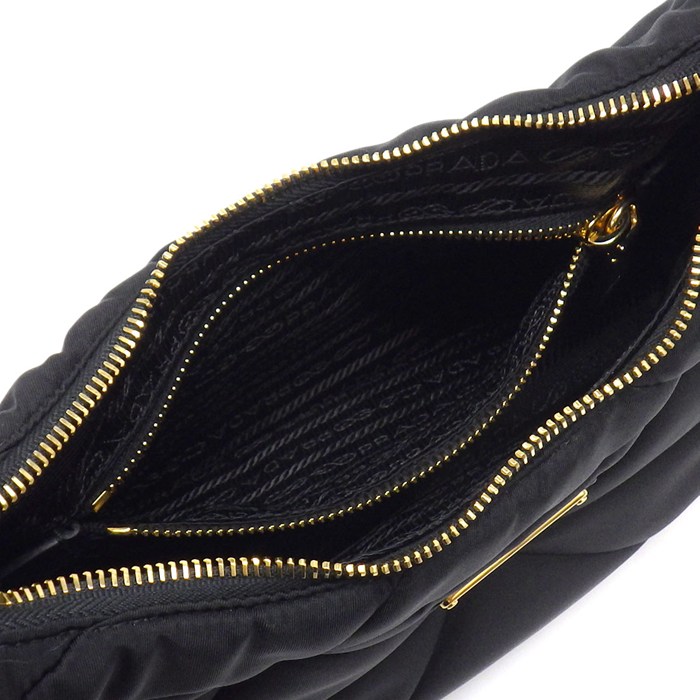 プラダ PRADA ショルダーバッグ パテッド キルテッド Re-Nylon 1BC151 ブラック リサイクルポリアミド ゴールド金具 【中古】