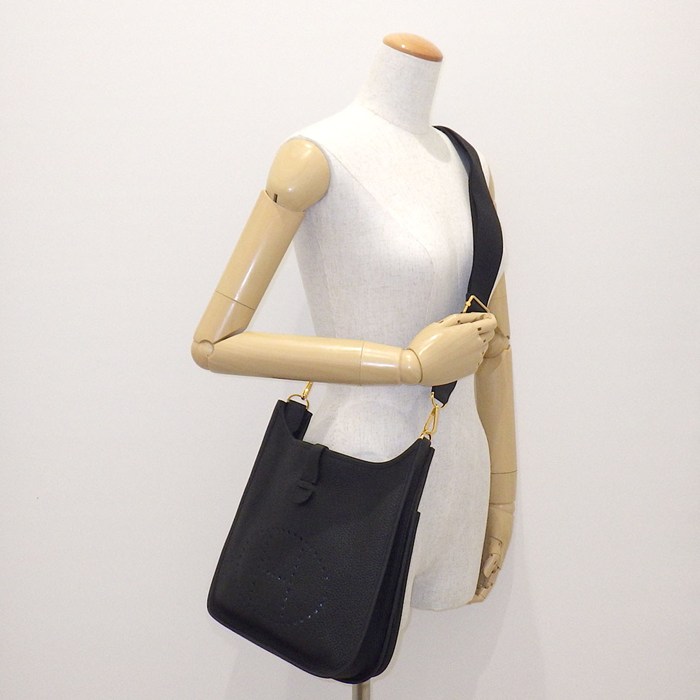 エルメス HERMES ショルダーバッグ エヴリン3 PM 2020年 ブラック トリヨンクレマンス ゴールド金具 【中古】