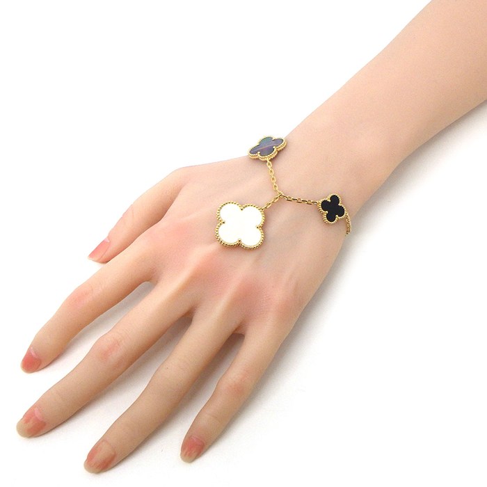 ヴァンクリーフ＆アーペル Van Cleef & Arpels ブレスレット マジックアルハンブラ 5モチーフ VCARD78700 オニキス ホワイト/グレー シェル K18YG 【箱・保付き】 【中古】