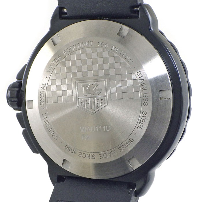 タグ・ホイヤー TAG Heuer 腕時計 フォーミュラ1 グランドデイト WAU111D.FT6024 ブラック文字盤 スモールセコンド 回転ベゼル 夜光針/インデックス アラーム ラバーベルト SS クオーツアナログ 【中古】