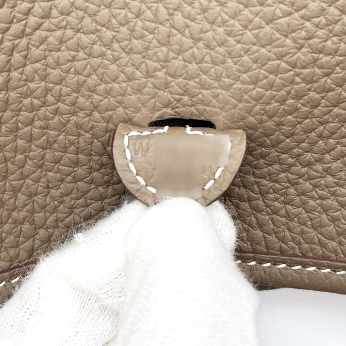 エルメス HERMES ショルダーバッグ エヴリン アマゾーヌTPM 2024年製 (W刻印) エトゥープ トリヨンクレマンス (牛革) シルバー金具  【中古】