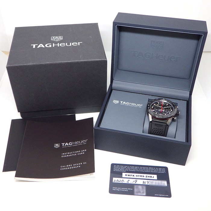 タグ・ホイヤー TAG Heuer 腕時計 カレラキャリバーホイヤー01 CAR2A1ZFT6044 ブラック スケルトン文字盤 デイト クロノグラフ 夜光針 夜光インデックス スモールセコンド 裏スケ ブラック ラバーベルト SS 自動巻き 【箱・保付き】 【中古】