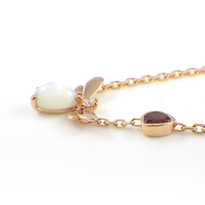 ショーメ Chaumet ネックレス アトラップ モワ ヒ゛ーモチーフ ホワイト シェル ガーネット ダイヤモンド K18PG 【中古】
