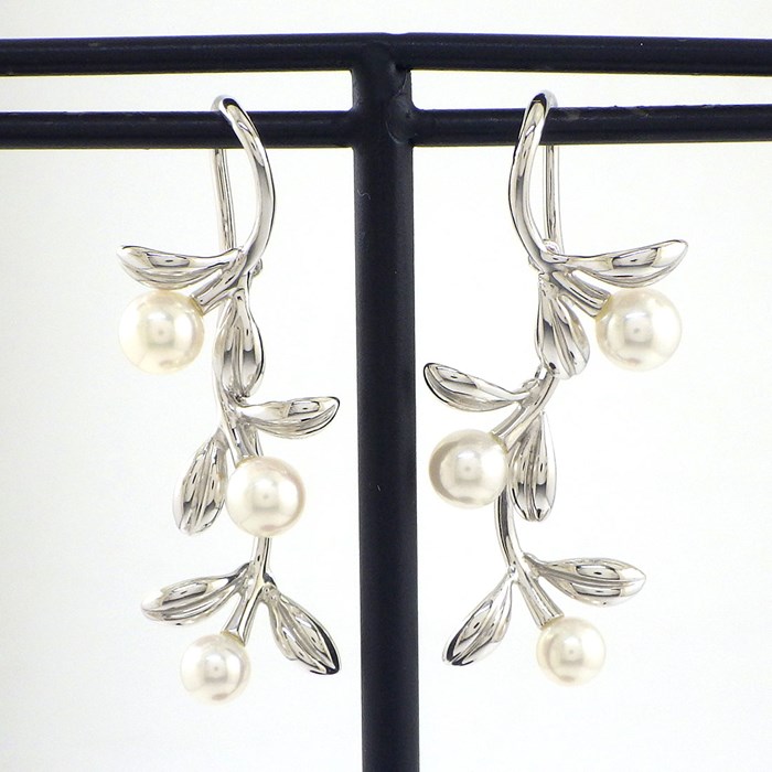 ミキモト MIKIMOTO ピアス オリーブ スウィング ドロップ パール 3.5-4.5mm珠 K18WG 【中古】