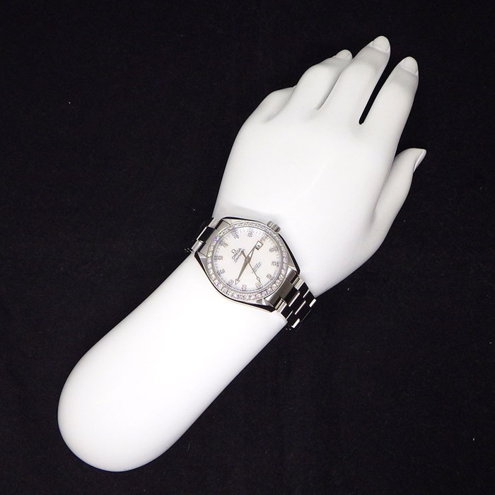 オメガ OMEGA 腕時計 シーマスター アクアテラ 150M 231.15.34.20.55.001 クロノメーター デイト 12ポイント ダイヤインデックス ダイヤベゼル ストライプ ホワイトシェル文字盤 SS 自動巻き 【箱・保付き】 【中古】