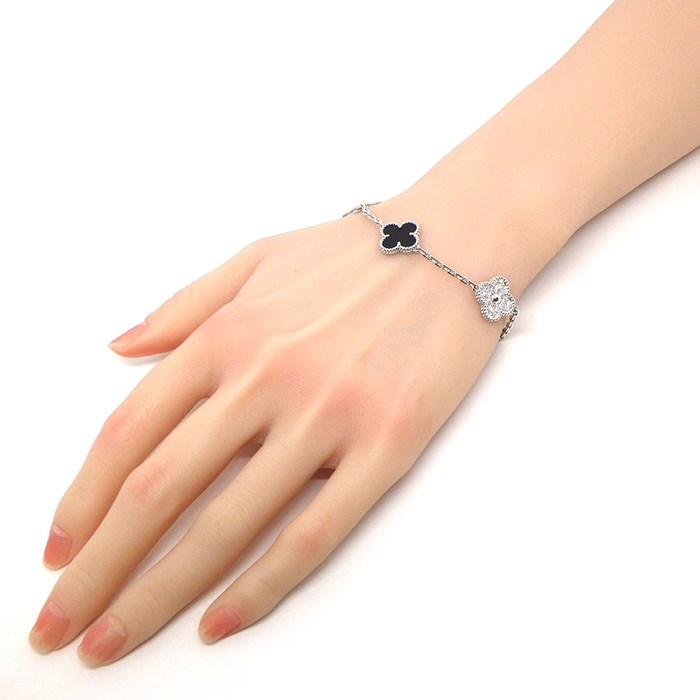 ヴァンクリーフ＆アーペル Van Cleef & Arpels ブレスレット ヴィンテージアルハンブラ 5モチーフ VCARP2R900 3ポイント オニキス 24ポイント ダイヤモンド 計0.96ct K18WG 【箱・保付き】 【中古】