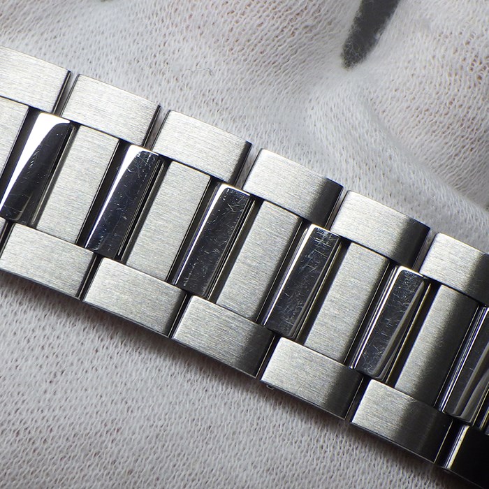 タグ・ホイヤー TAG Heuer 腕時計 カレラ ツインタイム WBN201A.BA0640 サンレイ カレンダー デュアルタイム表示 裏スケ ネイビー 文字盤 SS 自動巻き 【箱・保付き】 【中古】