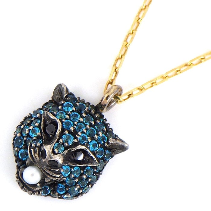 GUCCI ネックレス猫