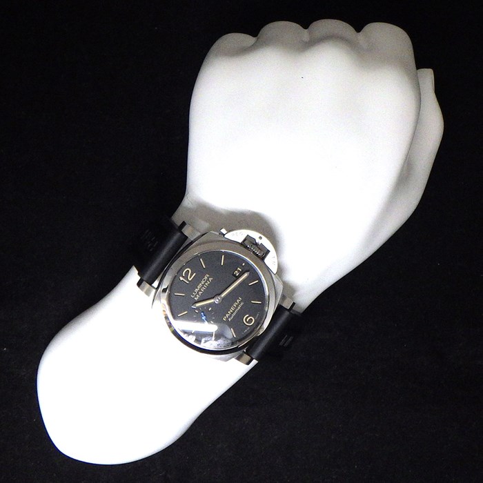 パネライ PANERAI 腕時計 ルミノール マリーナ 1950 アッチャイオ PAM01392 デイト 裏スケ 3デイズ ブラック 文字盤 ブラック ラバー SS 自動巻き 【中古】