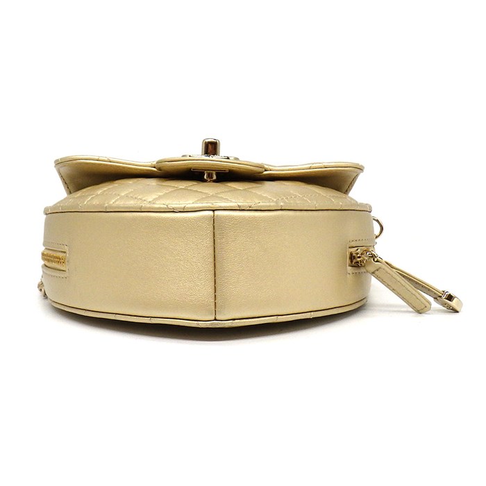 シャネル CHANEL ショルダーバッグ AS3191 ハート マトラッセ ラムスキン (羊皮) ゴールド金具 【中古】