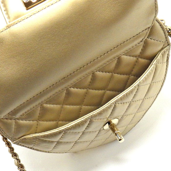 シャネル CHANEL ショルダーバッグ AS3191 ハート マトラッセ ラムスキン (羊皮) ゴールド金具 【中古】