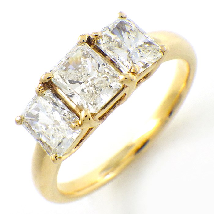 【ダイヤモンド】 リング 3ポイント レクタンギュラー モディファイド ブリリアントカット ダイヤモンド 0.572ct(K/SI2) / 0.48ct(K/SI1) / 0.459ct(K/VS1) K18YG 11.5号 【中古】