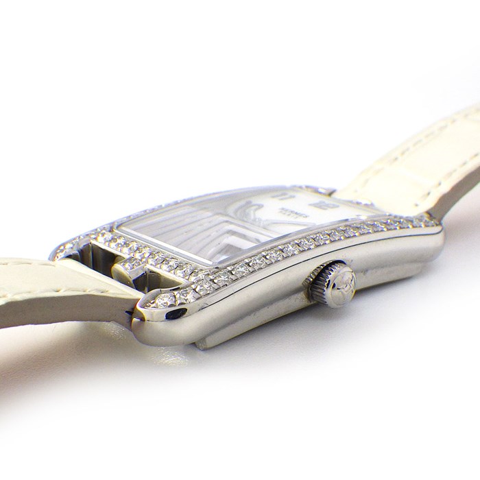 エルメス HERMES 腕時計 ナンタケット PM 33mm NA2.230 ダイヤモンド ベゼル/ラグ レクタンギュラー ホワイト シェル文字盤 SS ホワイト アリゲーター レザーベルト クオーツアナログ 【中古】 エルメス HERMES 腕時計 ナンタケット PM 33mm NA2.230 ダイヤモンド
