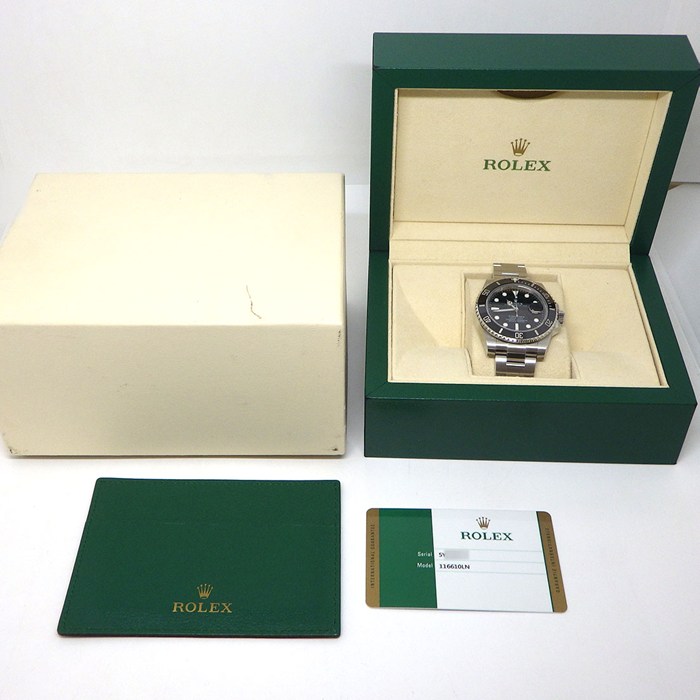 ロレックス Rolex 腕時計 サブマリーナ 116610LN ランダムシリアル ルーレット刻印 ブラック文字盤 デイト 夜光針/インデックス 回転ベゼル SS 自動巻き 【箱・保付き】 【中古】