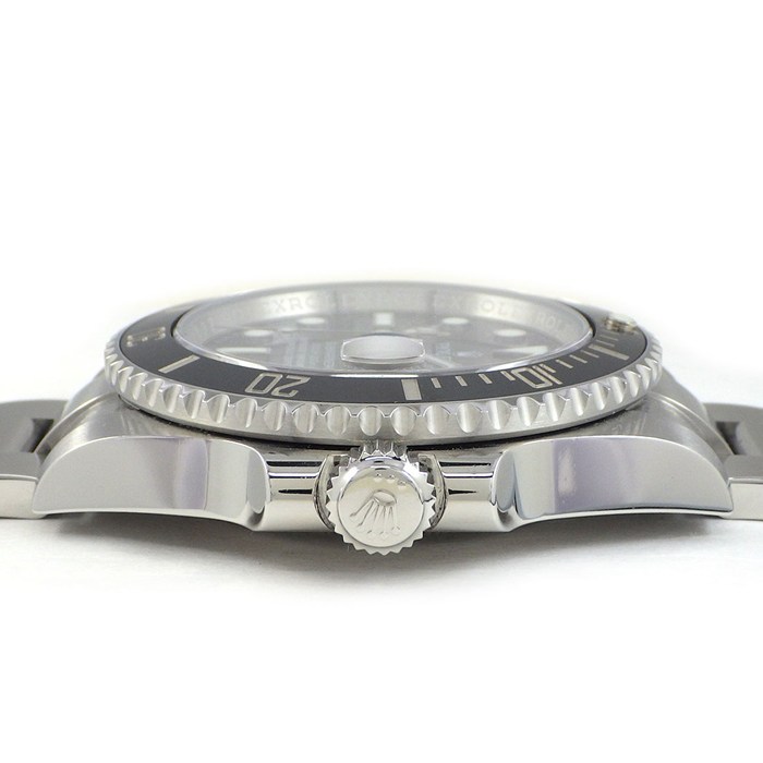 ロレックス Rolex 腕時計 サブマリーナ 116610LN ランダムシリアル ルーレット刻印 ブラック文字盤 デイト 夜光針/インデックス 回転ベゼル SS 自動巻き 【箱・保付き】 【中古】