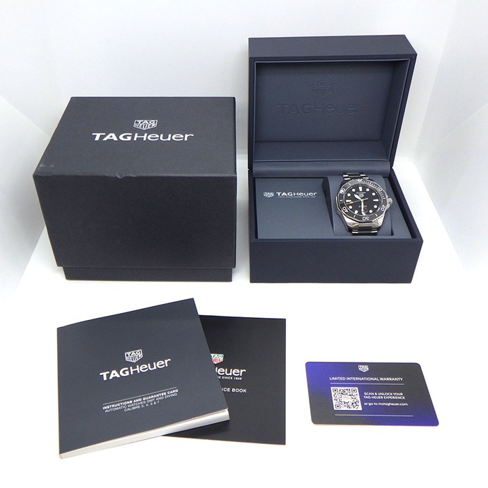 タグ・ホイヤー TAG Heuer 腕時計 アクアレーサー プロフェッショナル300 WBP201A-0/BA0632 デイト 回転ベゼル 夜光 ストライプ ブラック文字盤 SS セラミック 自動巻き 【箱・保付き】 【中古】