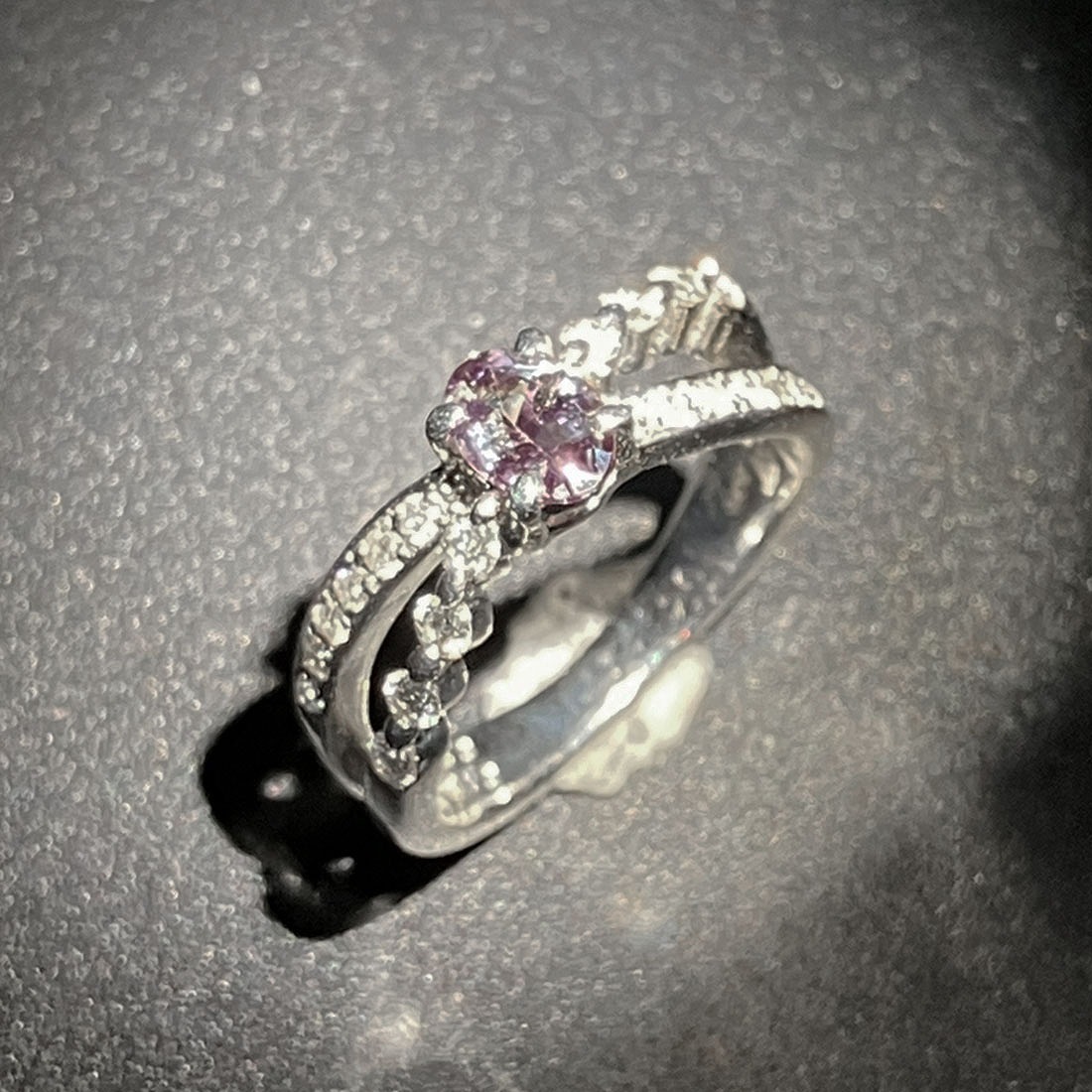 【アレキサンドライト ダイヤモンド】 リング 1ポイント オーバルカット アレキサンドライト 0.43ct ダイヤモンド 計0.27ct PT900 7号 【中古】