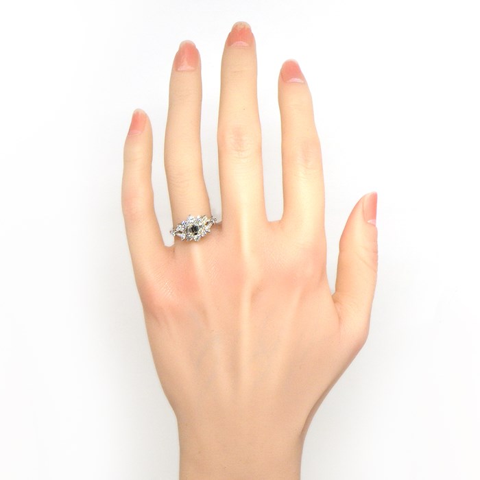 【エメラルドカットダイヤモンド】 リング クラスター エメラルドカット ダイヤモンド 約0.628ct (VLY/SI1 - SI2 グレード※当店見た目) マルチカット パヴェ ダイヤモンド 計1.02ct PT900 13.5号 【中古】